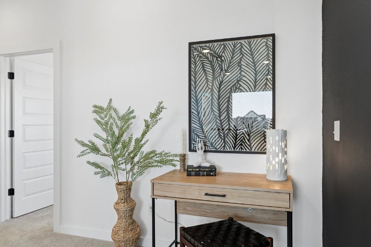 4500 S Dogwood Ave - Photo 3 of 50