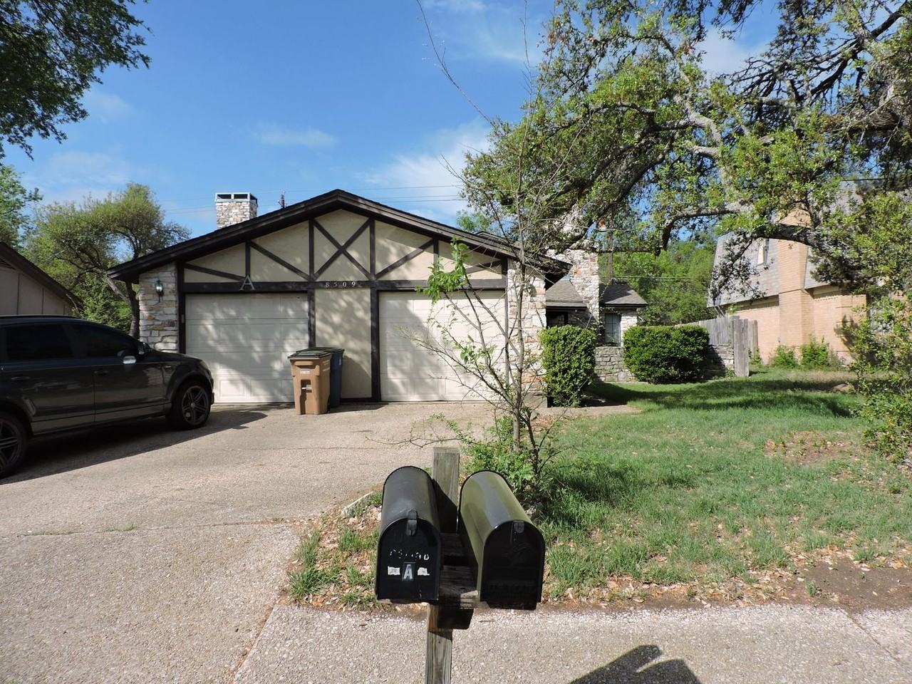 8509 Fathom Cir #B - Photo 2 of 29