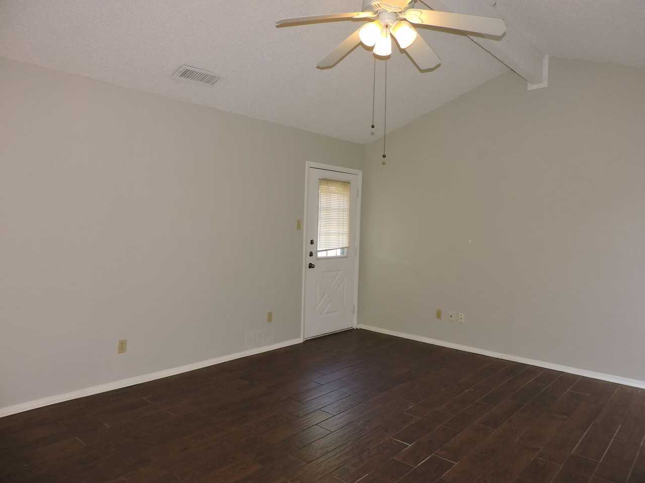 8509 Fathom Cir #B - Photo 3 of 29