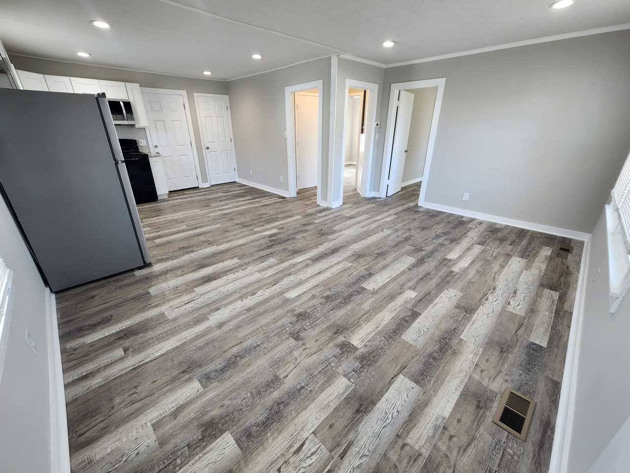 110 Mckinley St - Photo 2 of 13