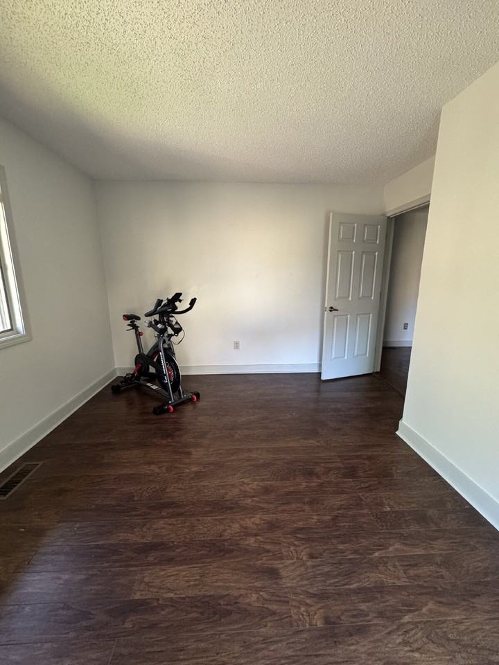 201 Chinquapin Oak Ln - Photo 5 of 28