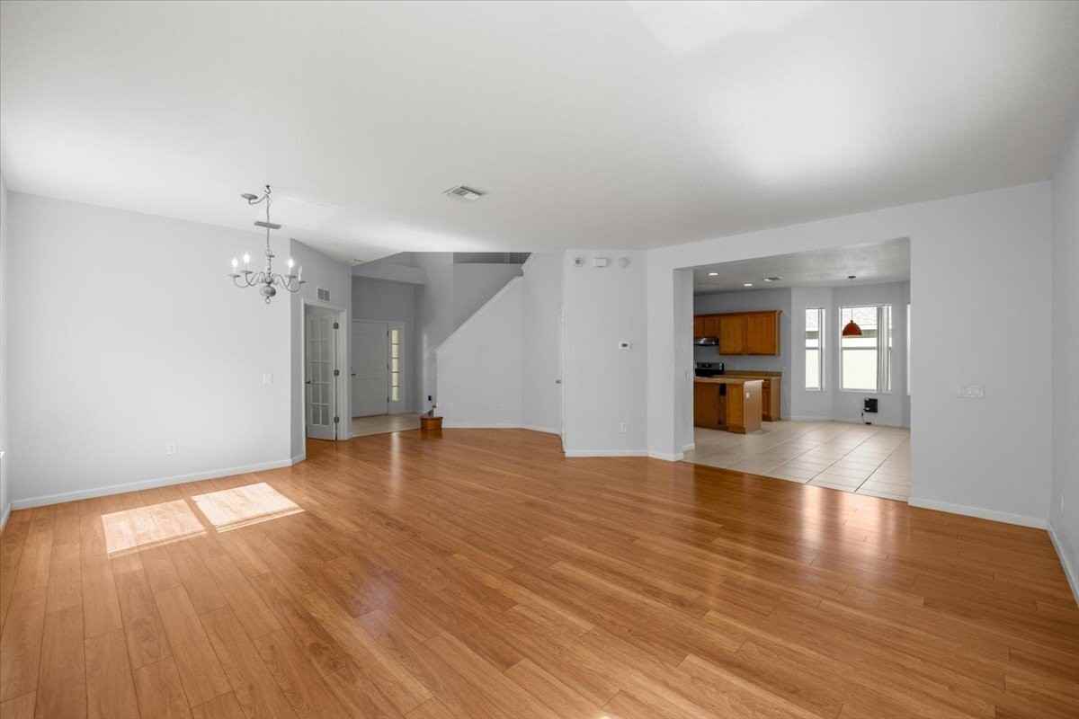 5073 Sw 40th Pl - Photo 7 of 50