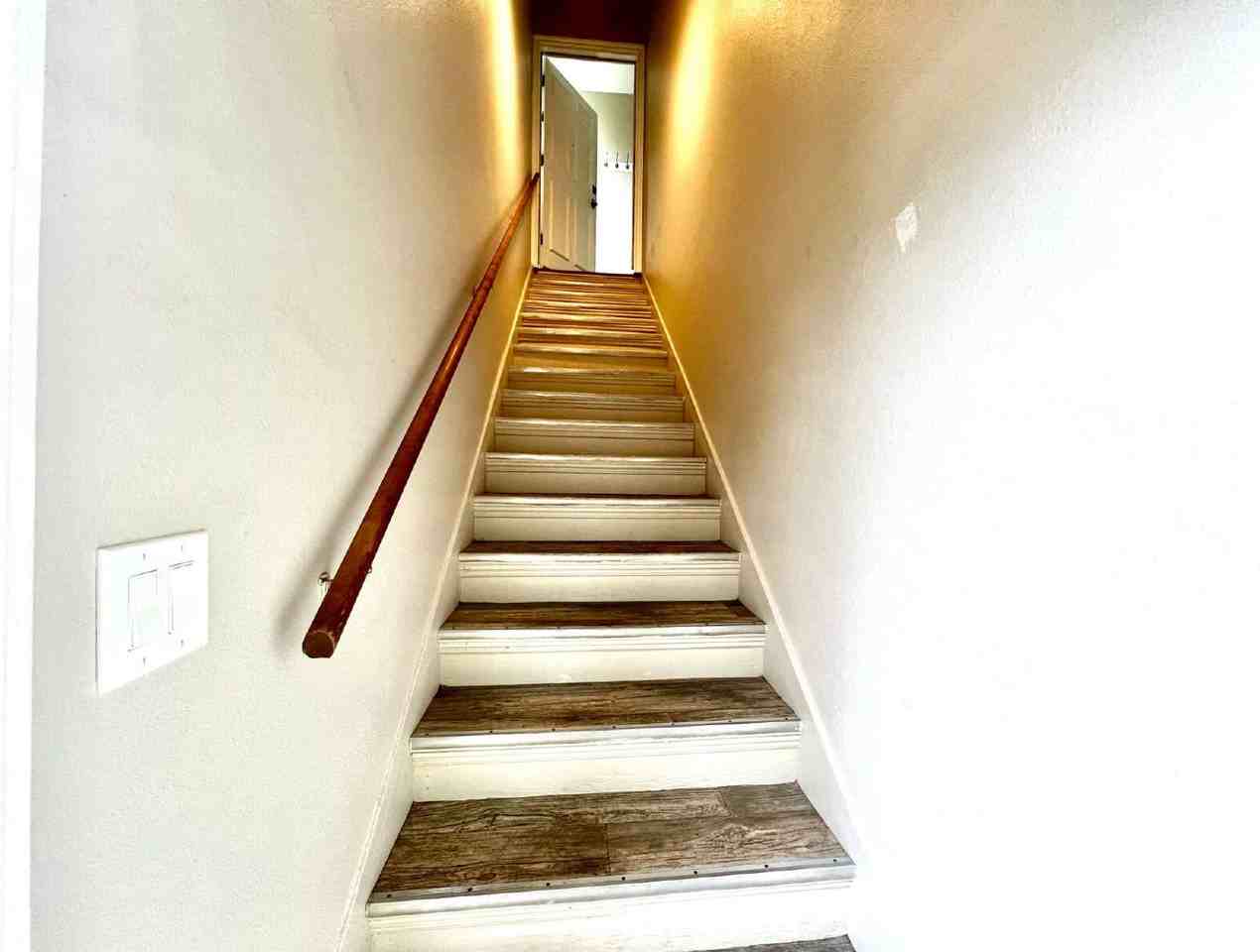 712 W Fourth Plain Blvd - Photo 4 of 18