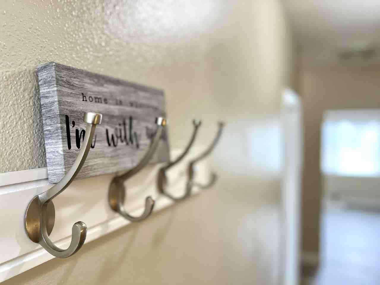 712 W Fourth Plain Blvd - Photo 6 of 18