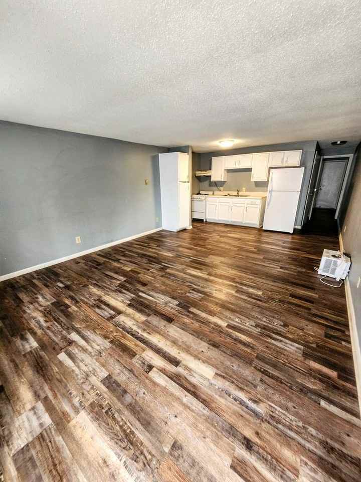 805 N Washington St #10 - Photo 2 of 9