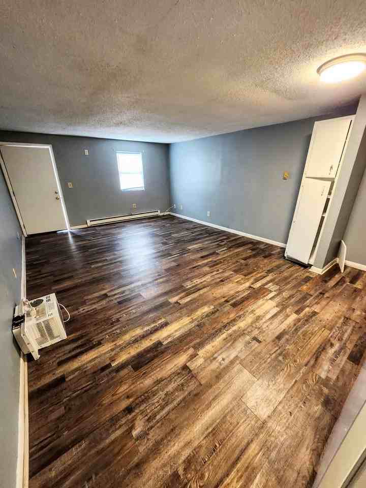 805 N Washington St #10 - Photo 3 of 9