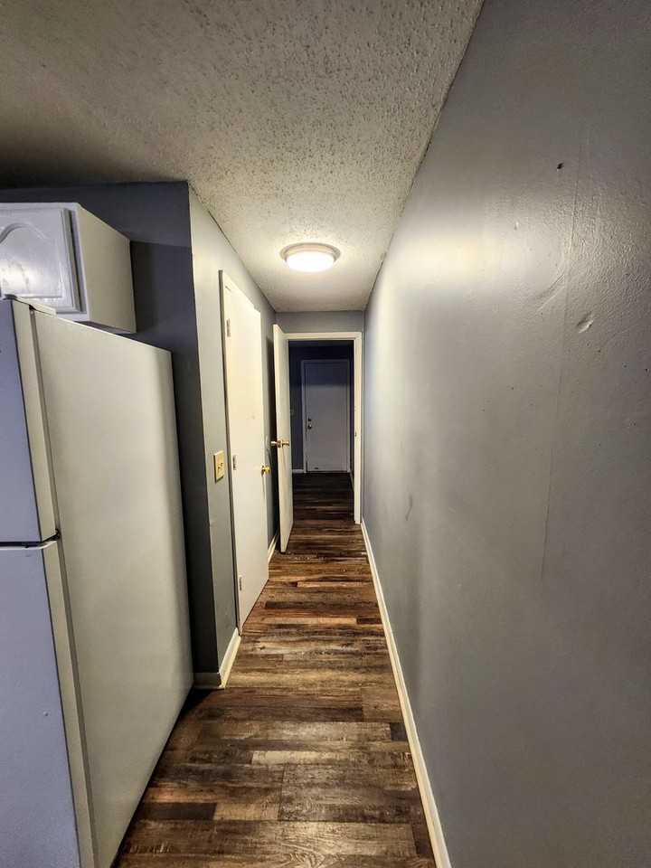 805 N Washington St #10 - Photo 5 of 9