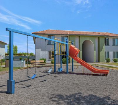 Sahara Palms & Playa Apartments 3 of 4