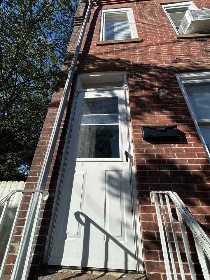 51 Asbury St - Photo 2 of 3