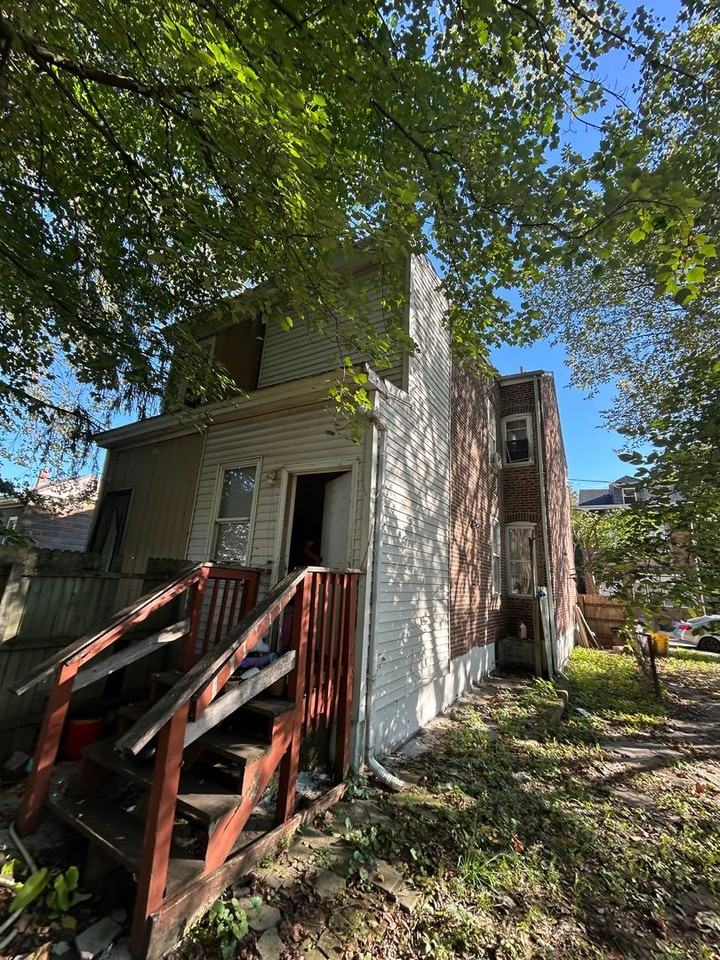 51 Asbury St - Photo 3 of 3