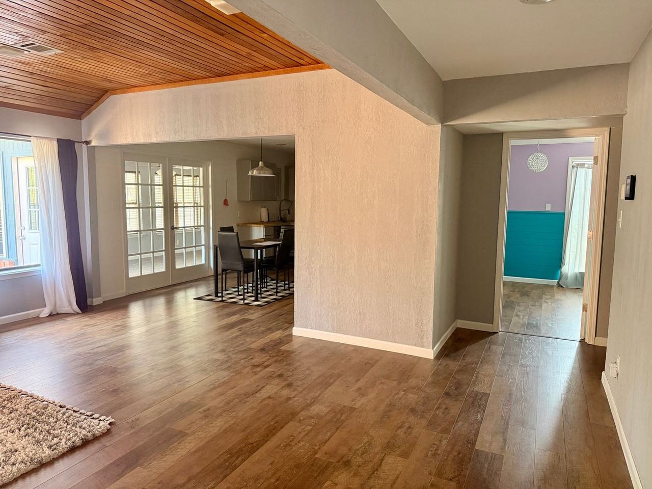 913 Ne Bob White Rd - Photo 2 of 10