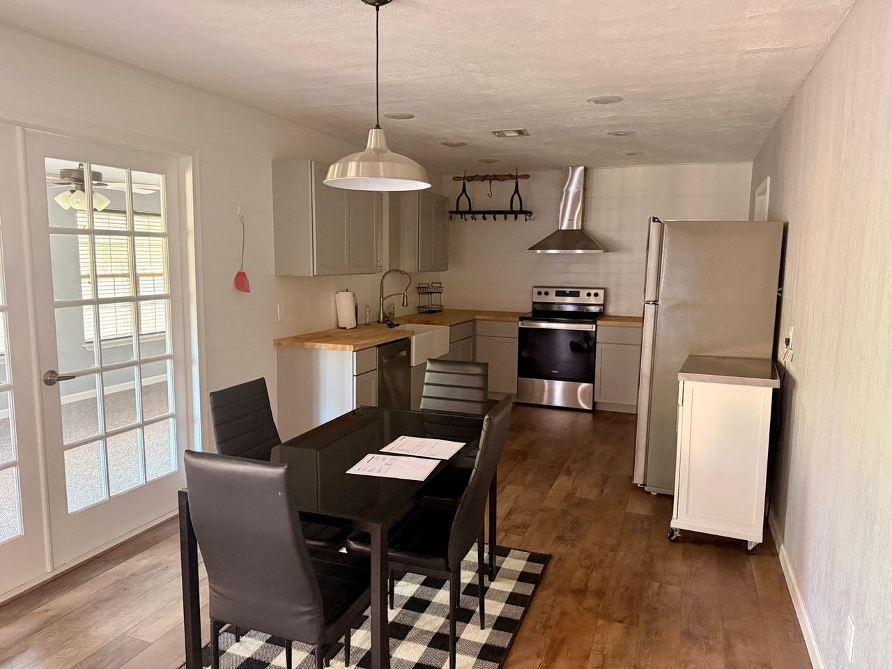 913 Ne Bob White Rd - Photo 3 of 10