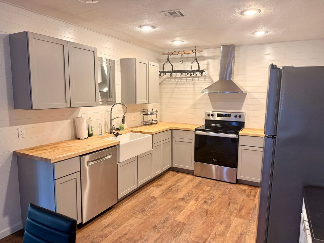 913 Ne Bob White Rd - Photo 4 of 10