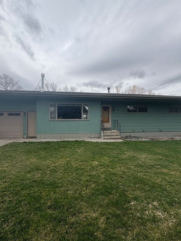 113 Bogart Dr - Photo 2 of 32