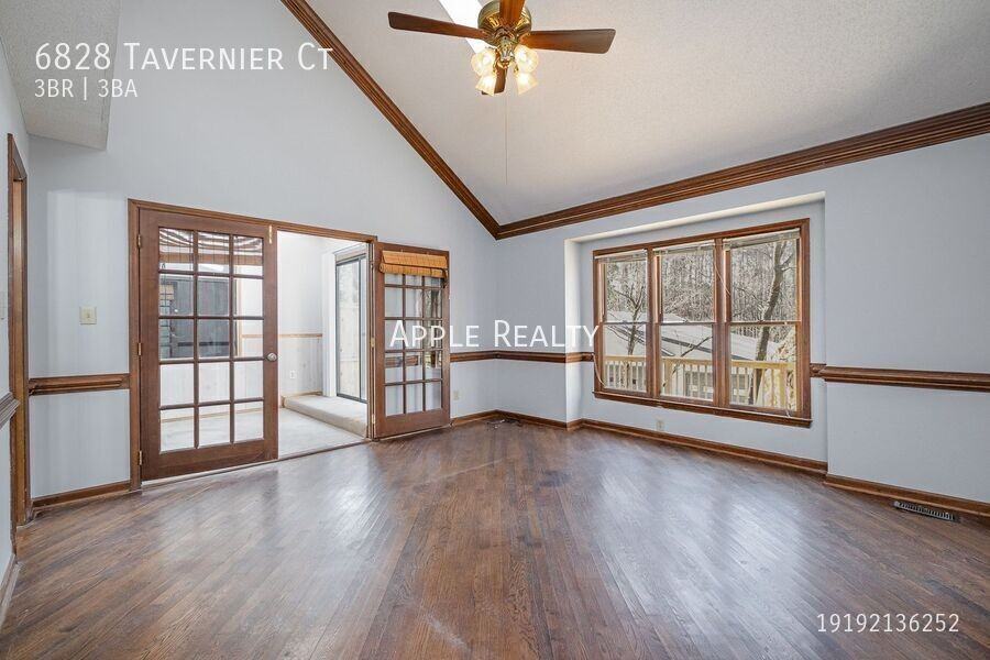 6828 Tavernier Ct - Photo 2 of 26