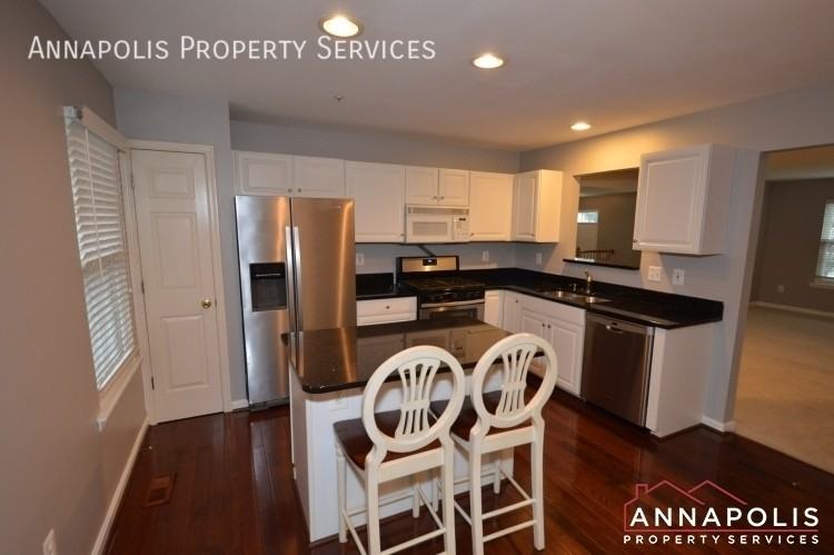 546 Francis Nicholson Way - Photo 2 of 41