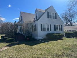 featured image of 3341 S Schultz Dr