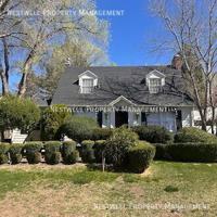 featured image of 3365 S Oakwood St