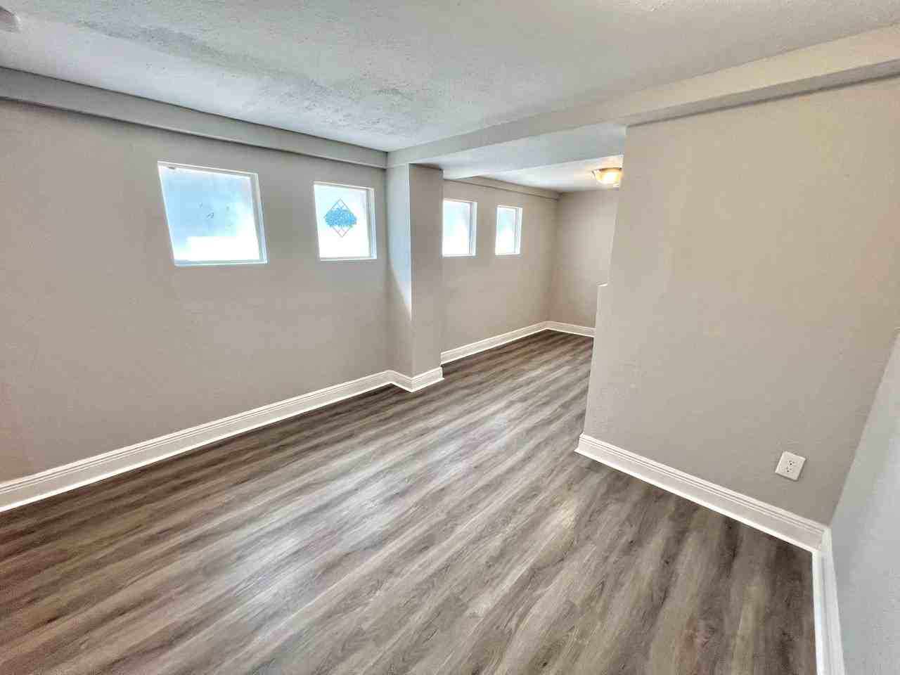 115 W Allison Ct - Photo 7 of 32