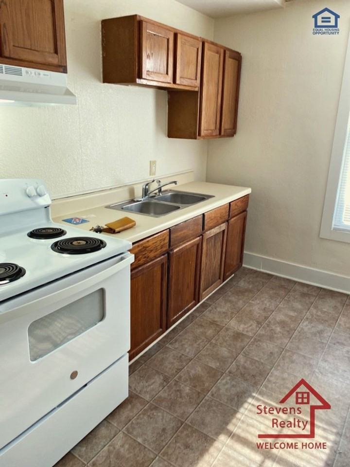 688 Bybee Branch Rd - Photo 6 of 11