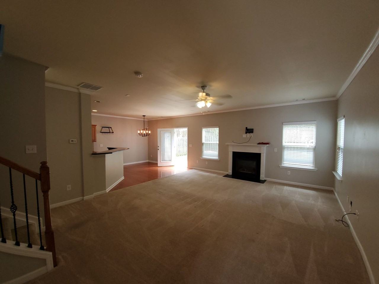 225 Brookhaven Ct - Photo 3 of 18