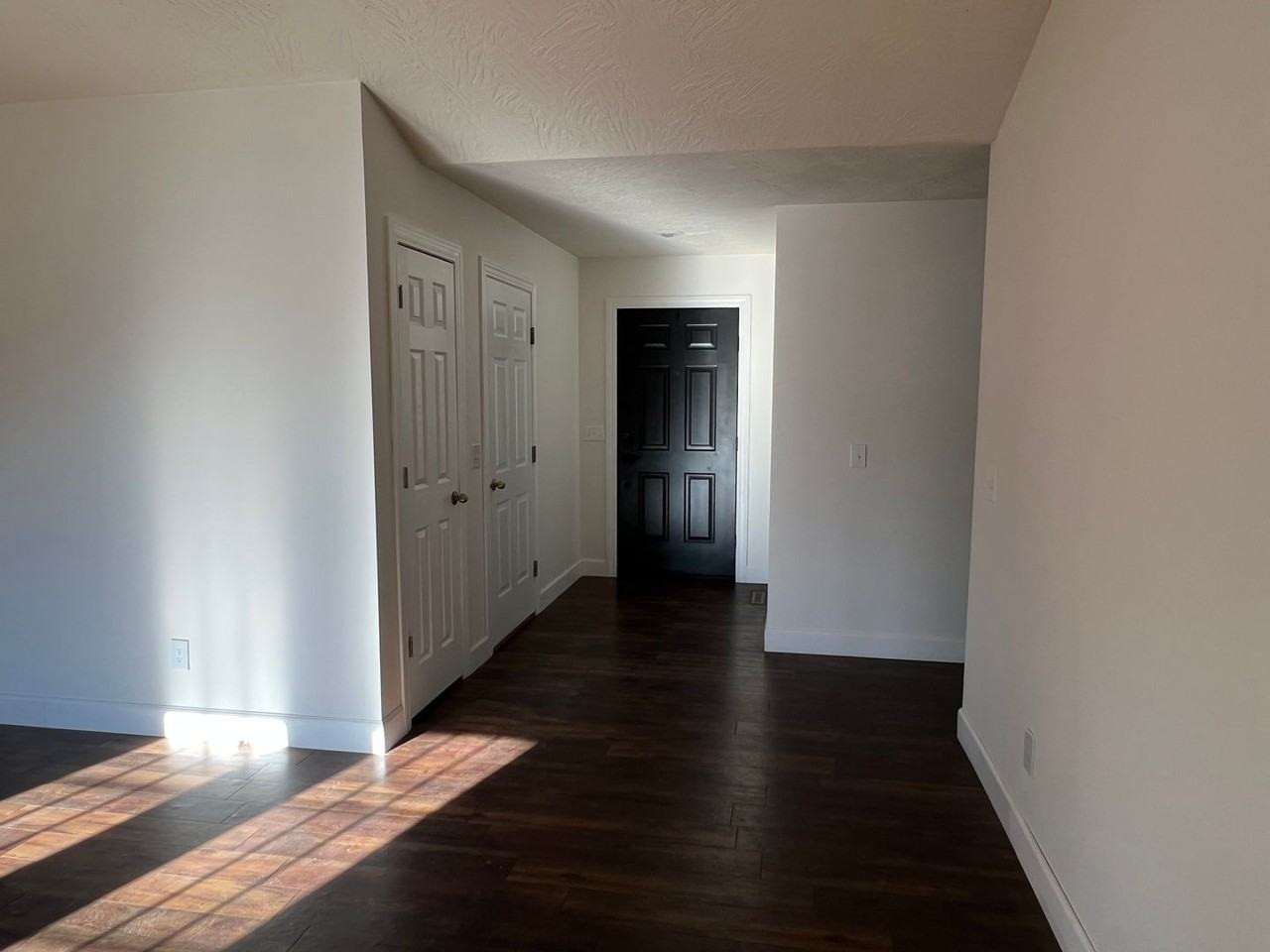 3128 S Overhill Ave - Photo 4 of 16