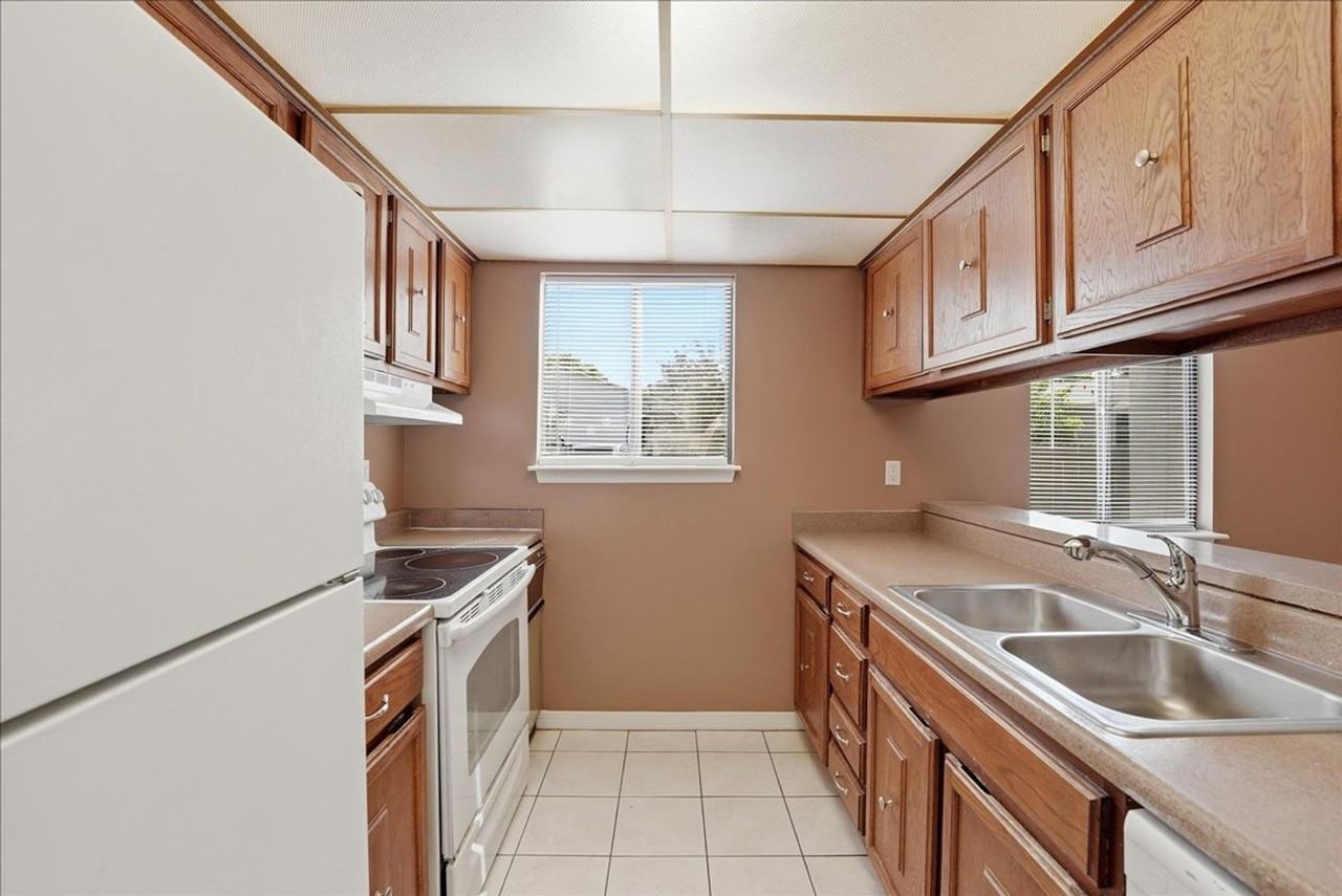 1428 Oak Pl #C - Photo 5 of 16