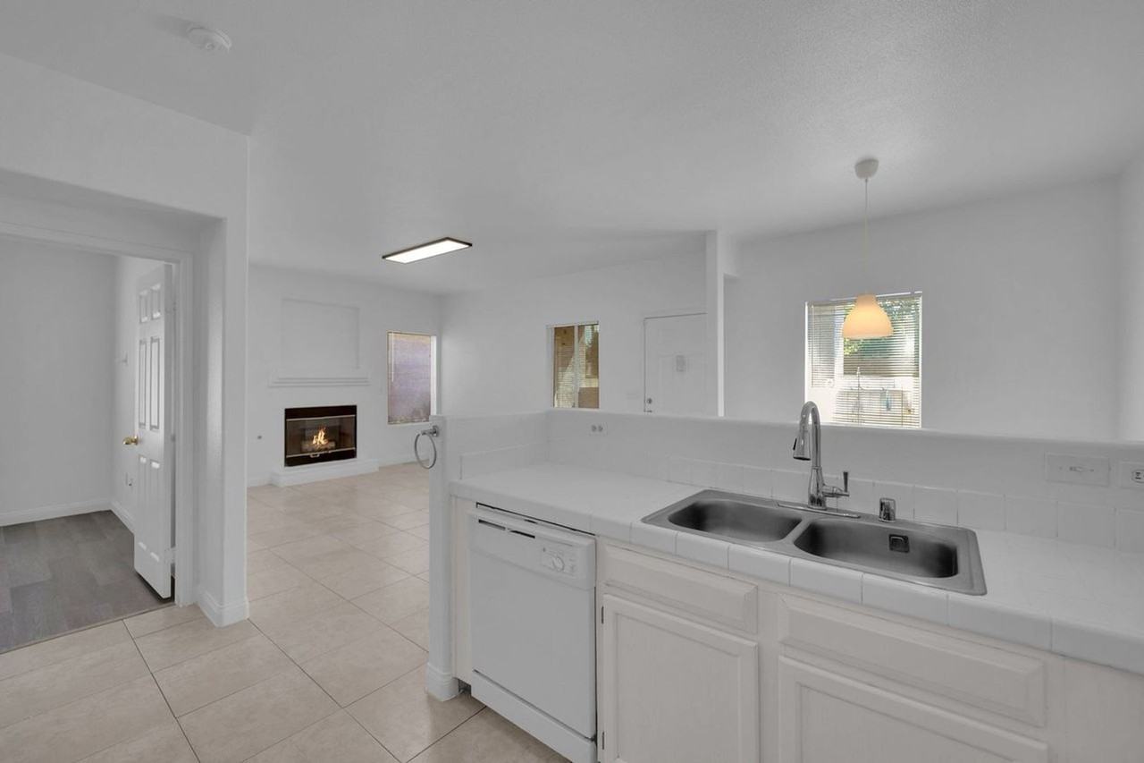 5828 Vegas Dr - Photo 2 of 19