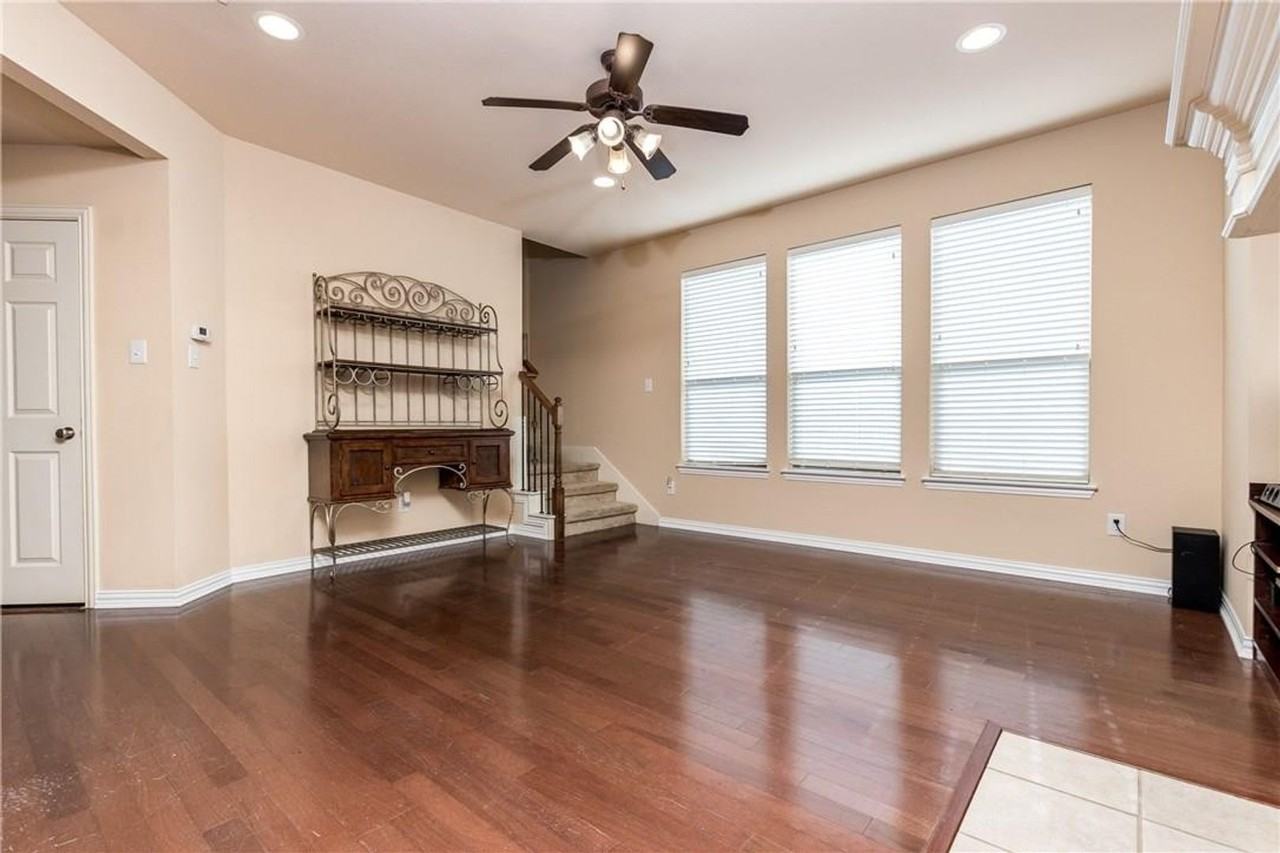 5324 Oakley Rd - Photo 4 of 18