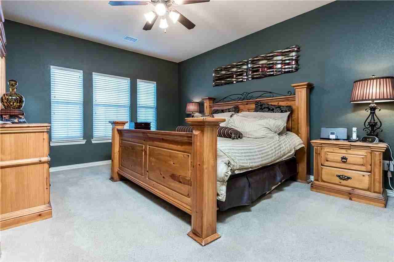 5324 Oakley Rd - Photo 6 of 18