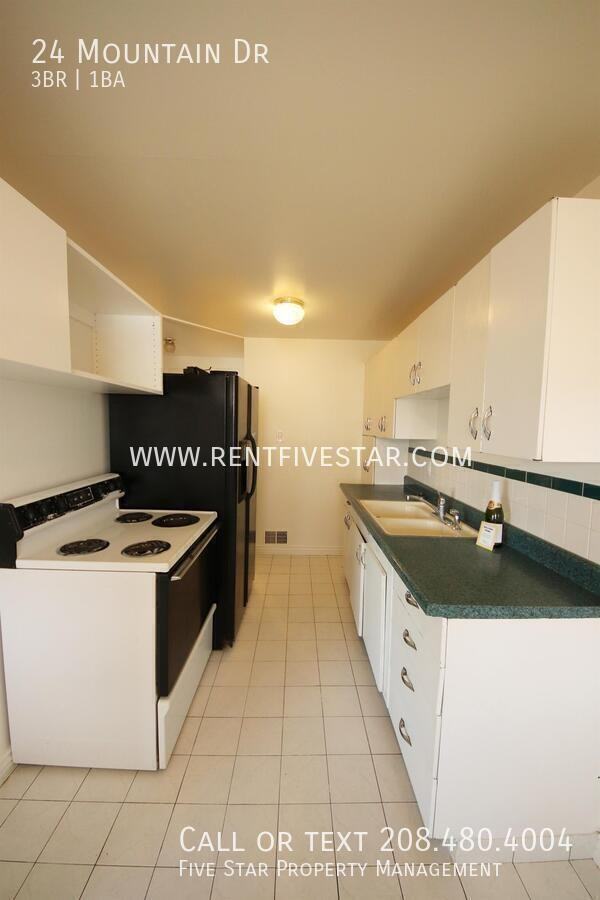 24 Mountain Dr - Photo 4 of 10