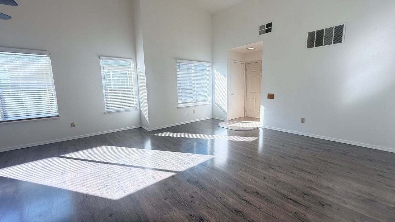 880 Caribou Ter - Photo 2 of 12