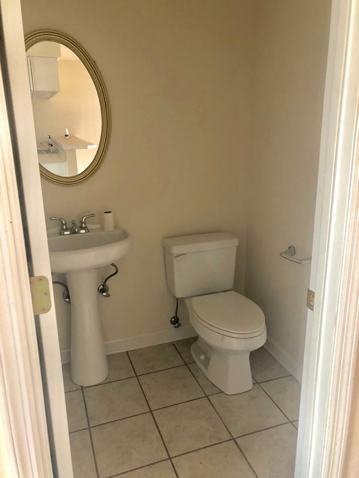 1000 Park St - Photo 7 of 13