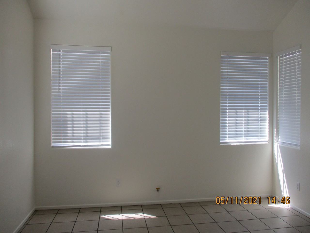 7508 Sutters Mill St - Photo 3 of 10