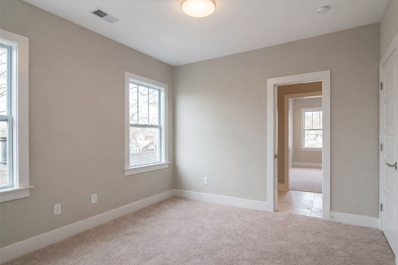 403 Acklen Park Dr - Photo 7 of 11