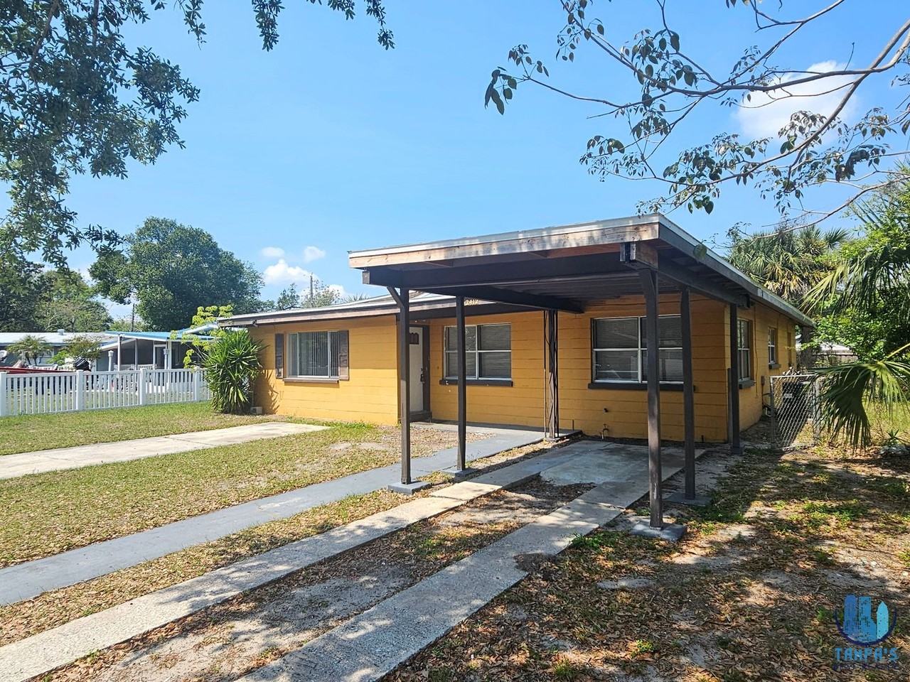 2412 Kiwanis Ave - Photo 3 of 20