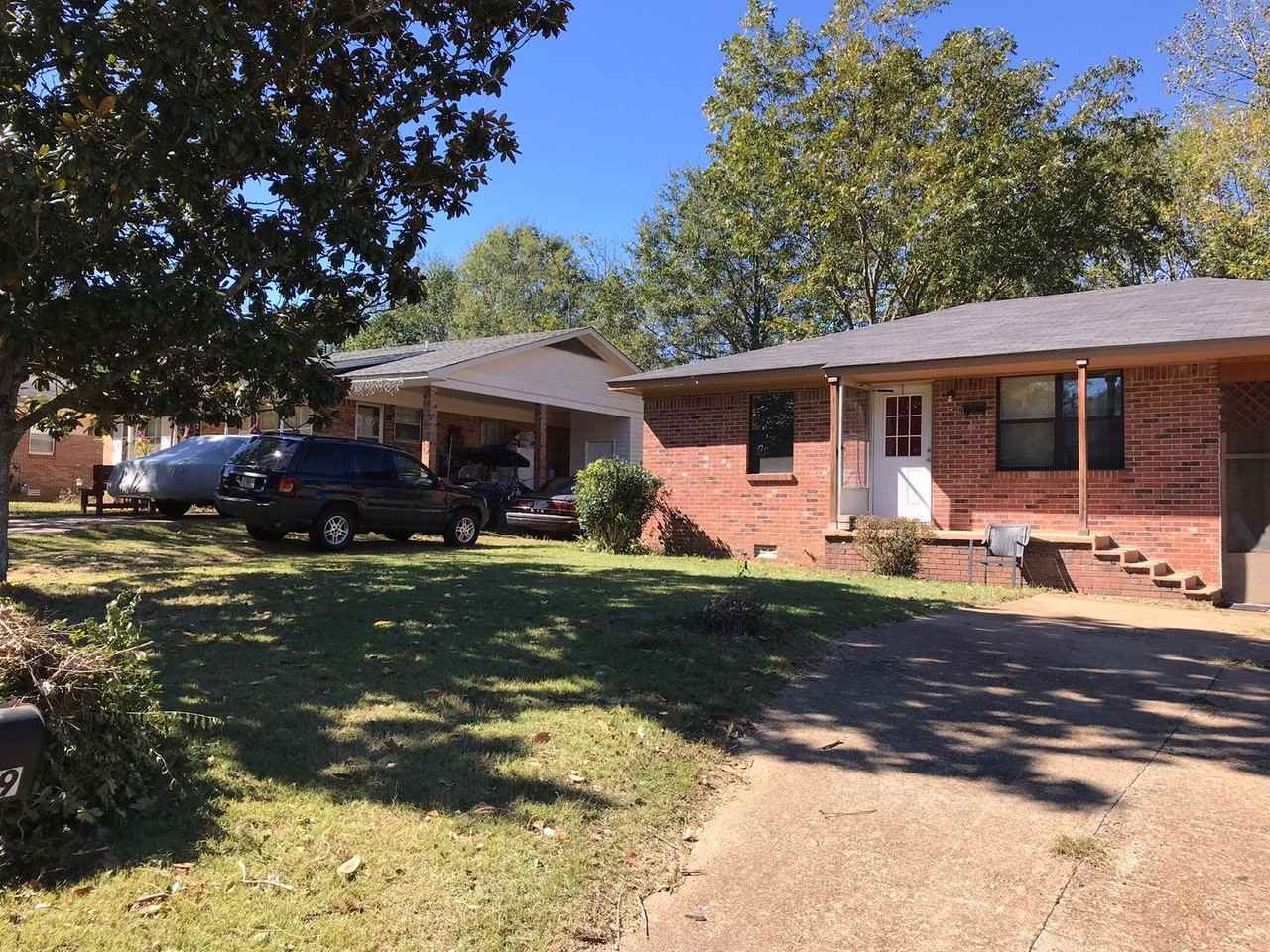 719 Martin Luther King Jr Cir - Photo 4 of 9