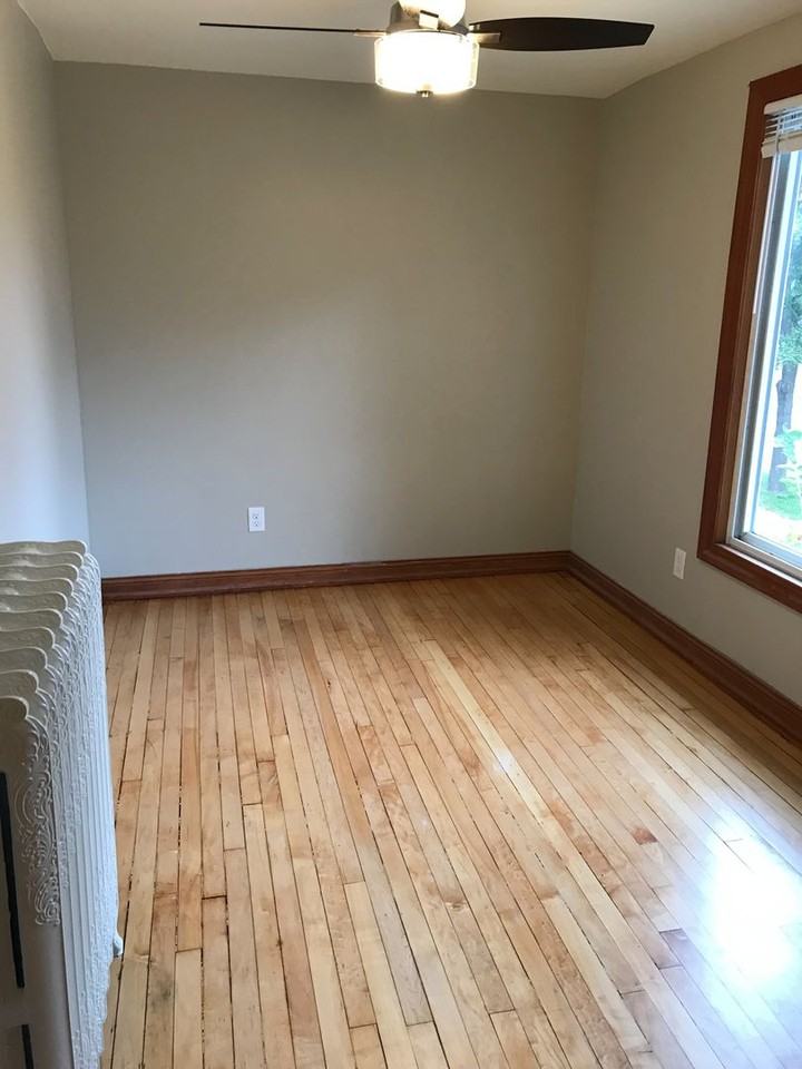 1622 Van Buren Ave - Photo 5 of 8