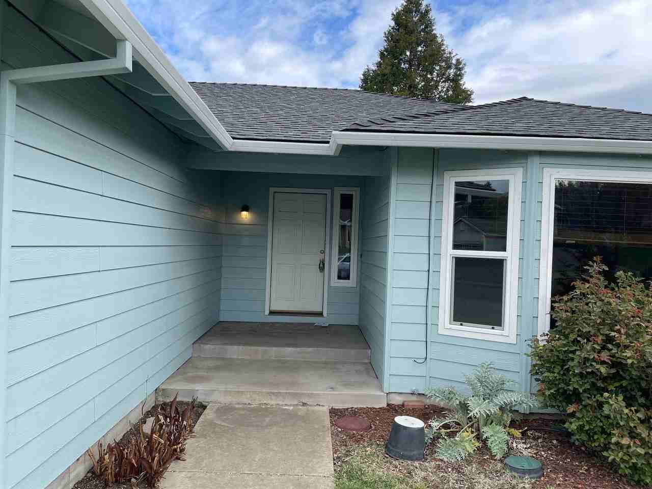 2253 Ridge Way - Photo 4 of 33