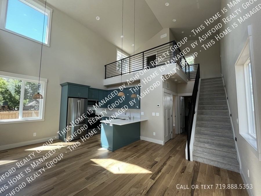 839 E Willamette Ave - Photo 3 of 24