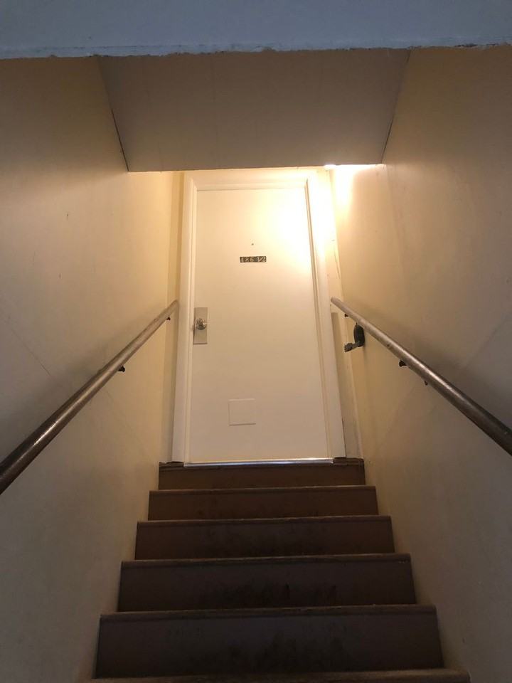 486 1/2 W N St - Photo 3 of 23