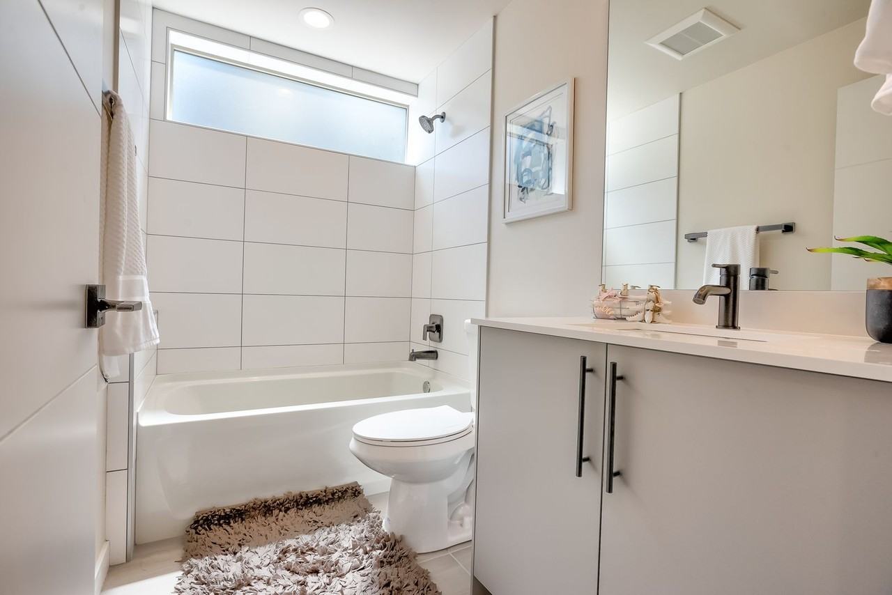 1131 Nw 57th St #A - Photo 5 of 30