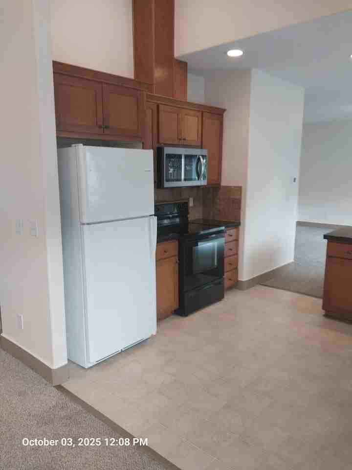 1116 Se Millright Ave - Photo 5 of 18