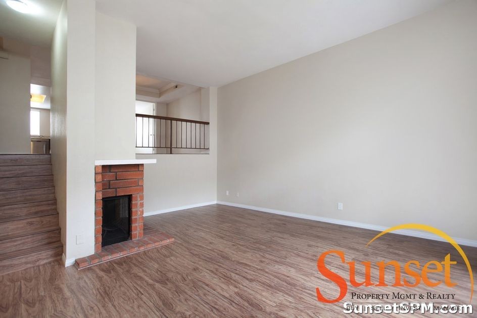 4010 Mahaila Ave #1 - Photo 4 of 23
