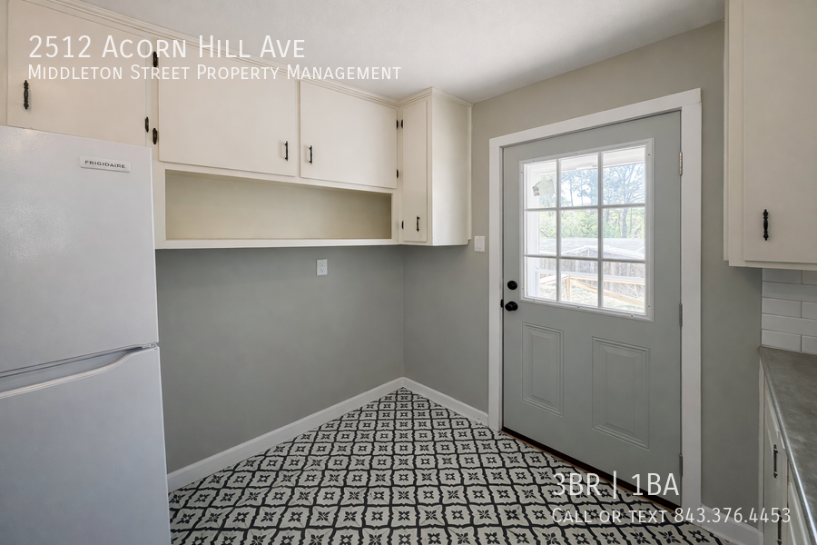 2512 Acorn Hill Ave - Photo 7 of 19