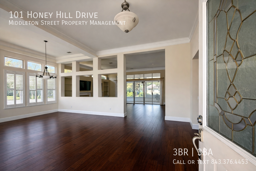 101 Honey Hill Dr - Photo 4 of 24