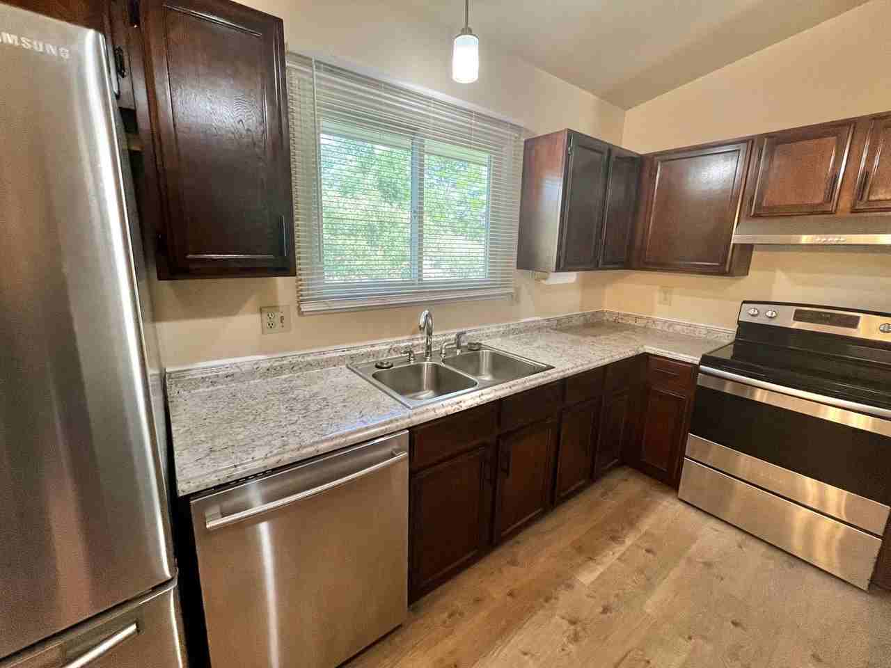 2530 Wapiti Rd - Photo 7 of 36