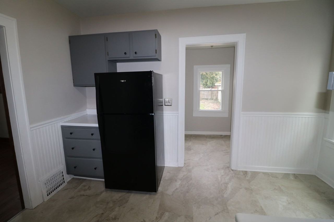 4287 Rocky River Dr - Photo 5 of 28