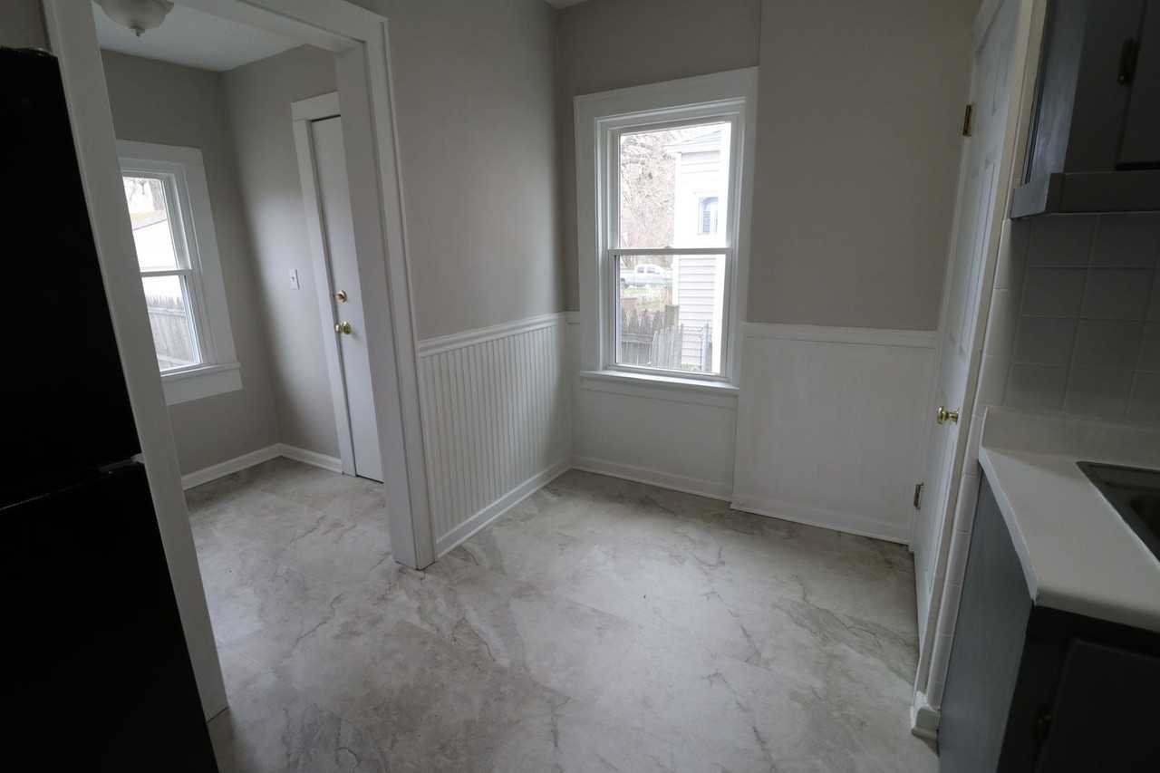 4287 Rocky River Dr - Photo 6 of 28