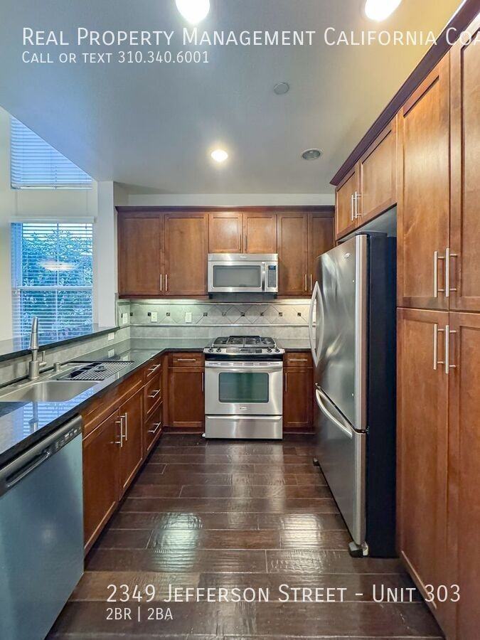 2349 Jefferson St #303 - Photo 4 of 11